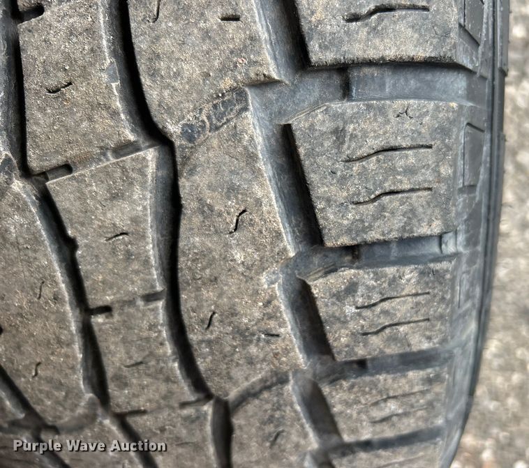 image for item EG1536 2004 Dodge Ram 2500 Quad Cab pickup truck