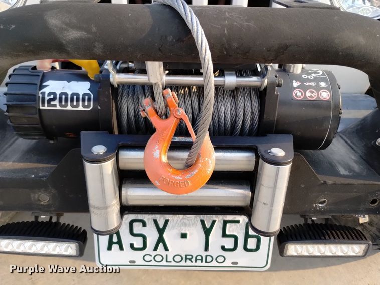 image for item EG9888 2004 Jeep Wrangler SUV