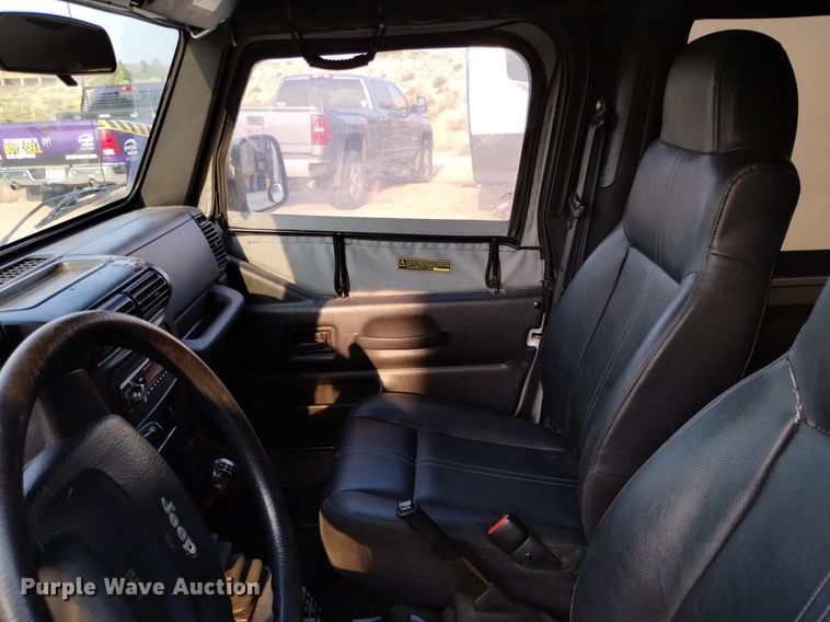 image for item EG9888 2004 Jeep Wrangler SUV