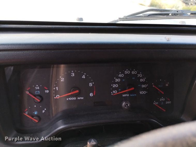 image for item EG9888 2004 Jeep Wrangler SUV