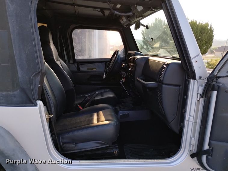 image for item EG9888 2004 Jeep Wrangler SUV