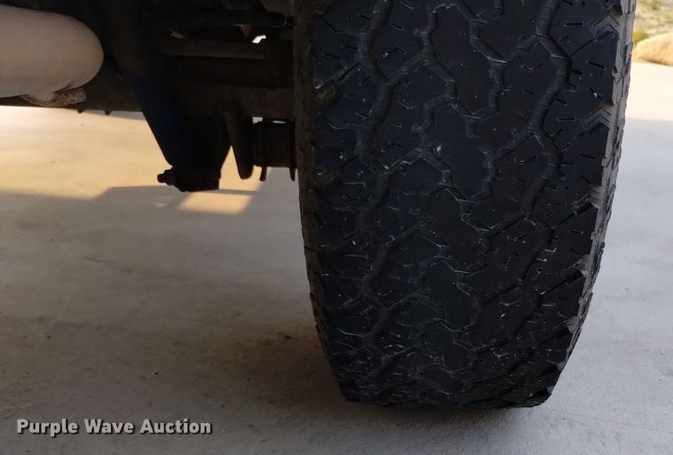 image for item EG9888 2004 Jeep Wrangler SUV