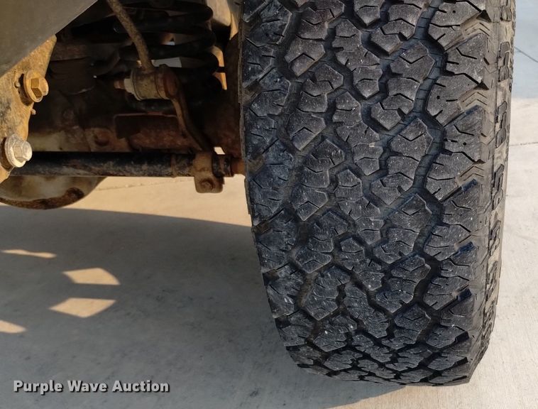 image for item EG9888 2004 Jeep Wrangler SUV