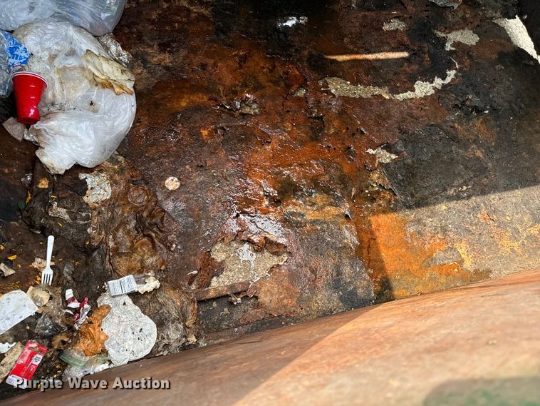 image for item EH4343 (3) dumpsters