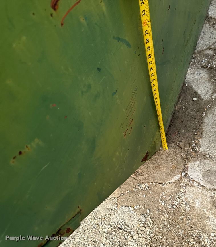 image for item EH4343 (3) dumpsters