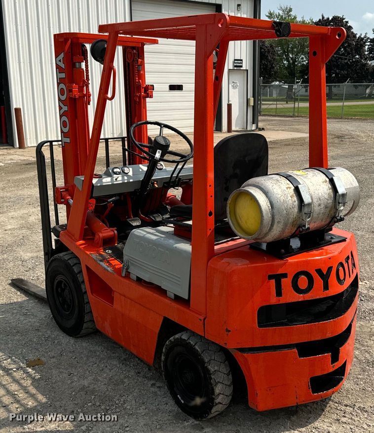 image for item EH4345 Toyota 42-4FG18 forklift