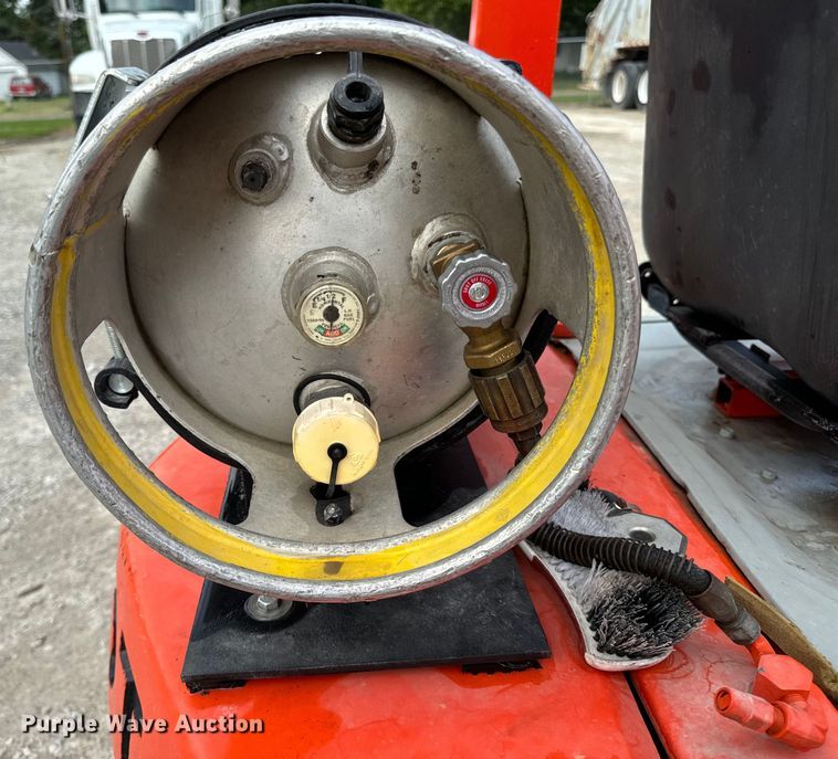 image for item EH4345 Toyota 42-4FG18 forklift