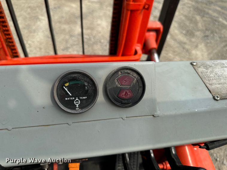 image for item EH4345 Toyota 42-4FG18 forklift