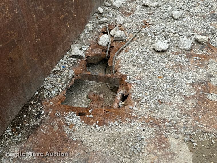 image for item EH4346 Roll-off container