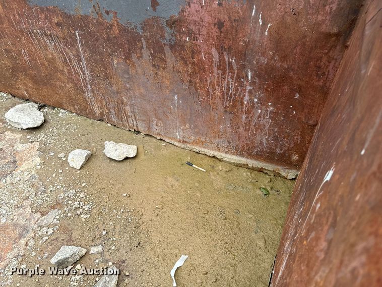 image for item EH4346 Roll-off container