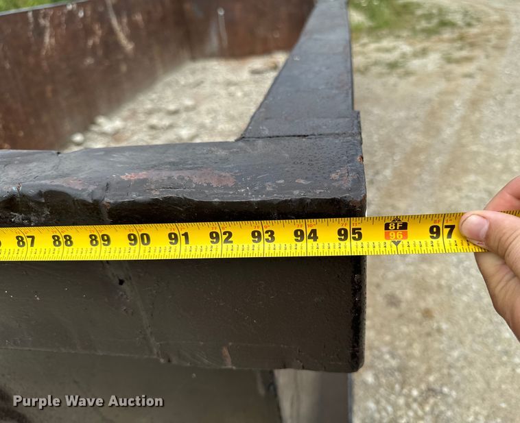 image for item EH4346 Roll-off container