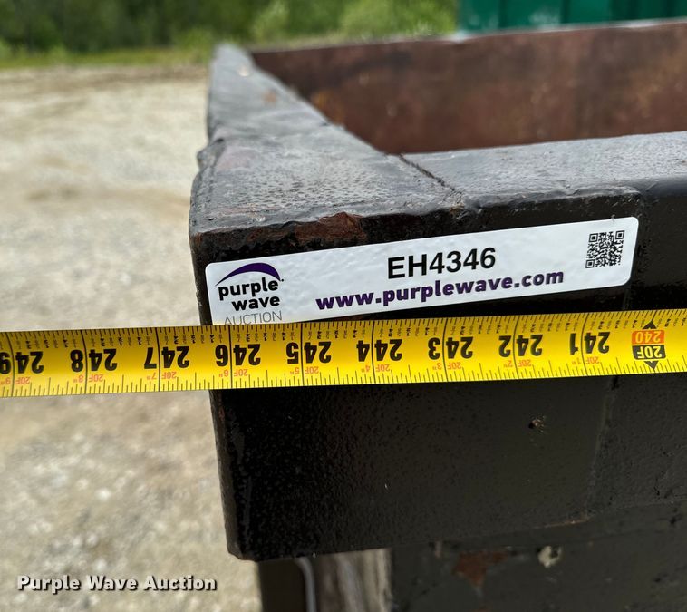 image for item EH4346 Roll-off container