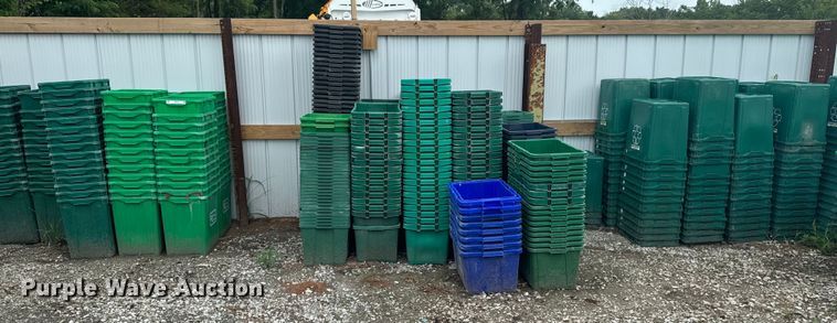 image for item EH4347 Recycle containers