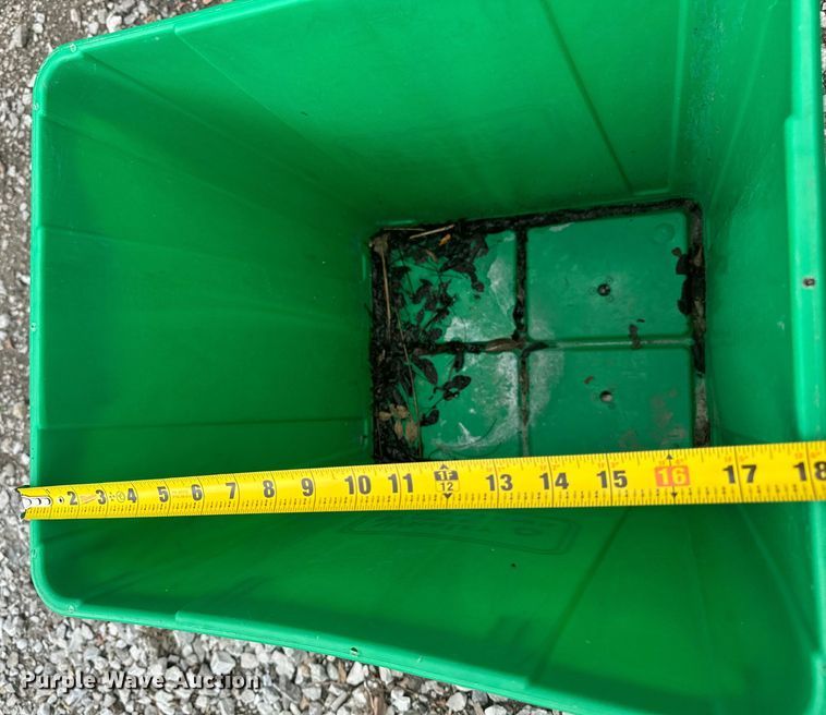 image for item EH4347 Recycle containers