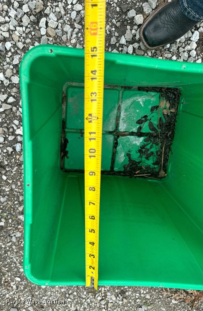 image for item EH4347 Recycle containers