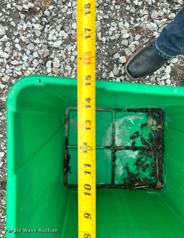 image for item EH4347 Recycle containers