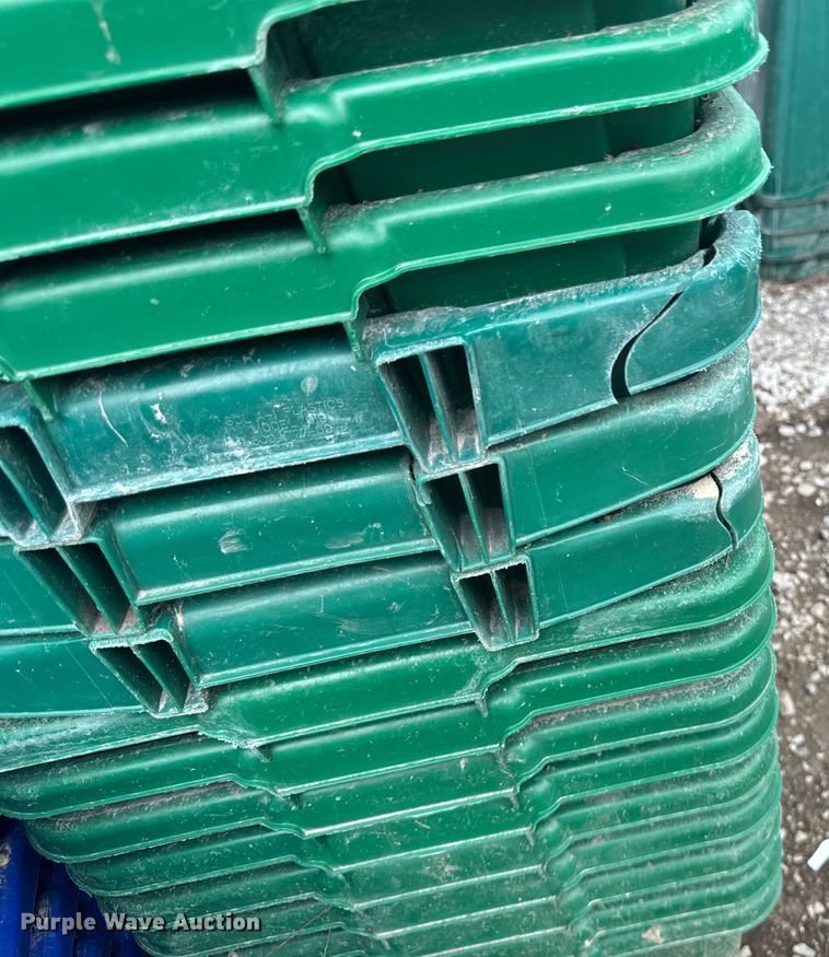 image for item EH4347 Recycle containers