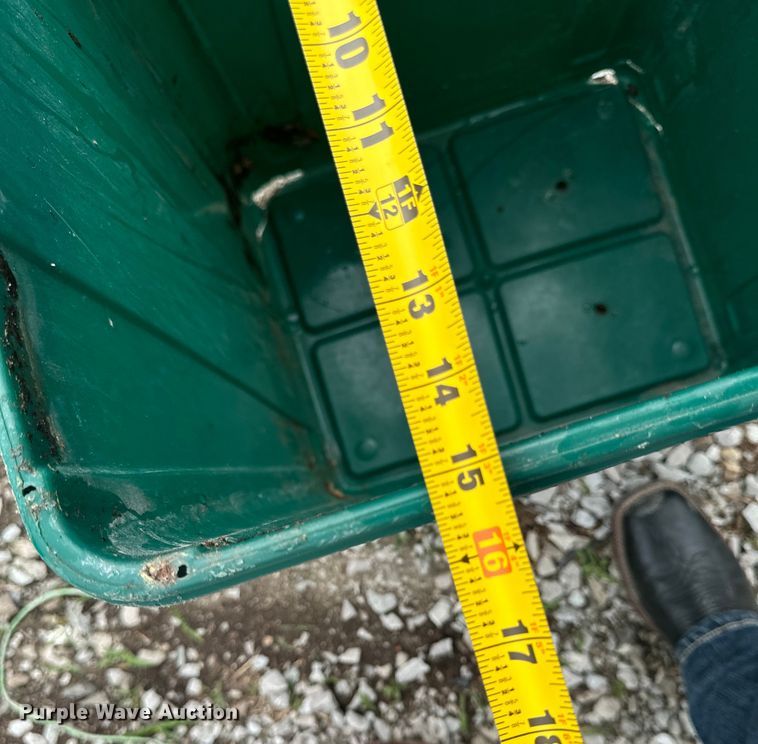 image for item EH4347 Recycle containers