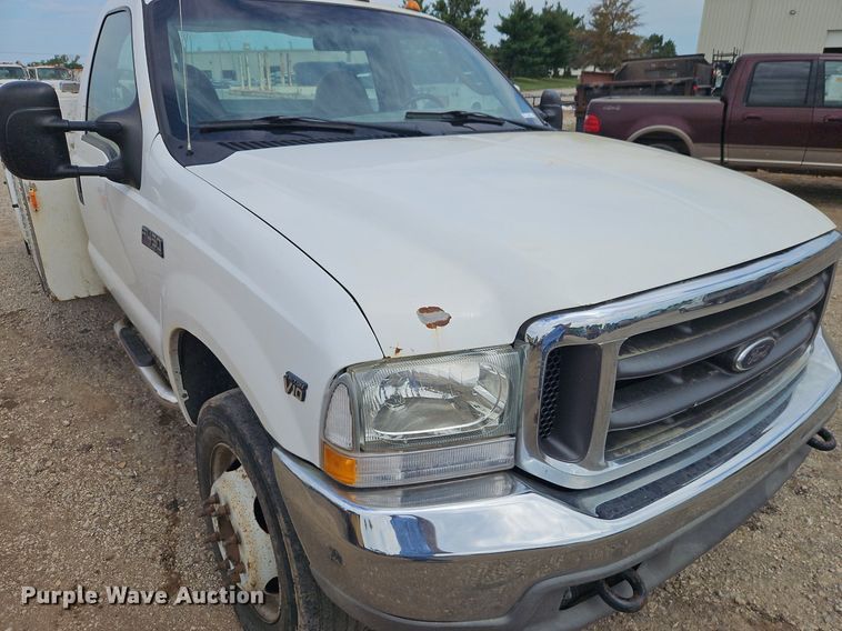 image for item EI3996 2004 Ford F450  Super Duty XL utility / service truck
