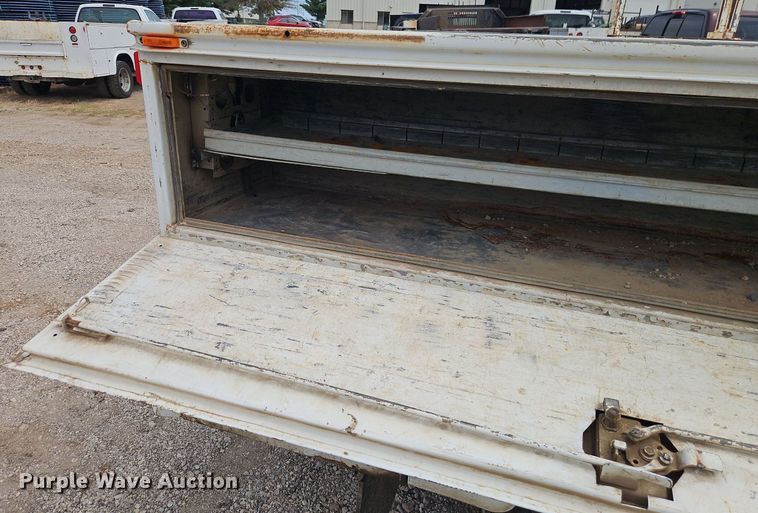 image for item EI3996 2004 Ford F450  Super Duty XL utility / service truck