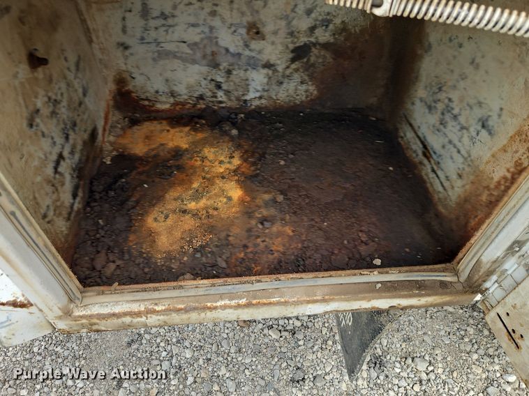 image for item EI3996 2004 Ford F450  Super Duty XL utility / service truck