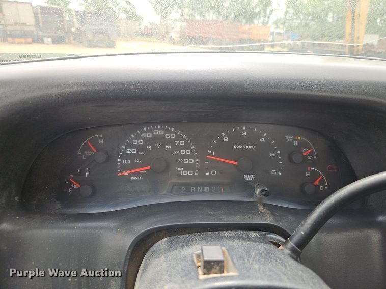 image for item EI3996 2004 Ford F450  Super Duty XL utility / service truck