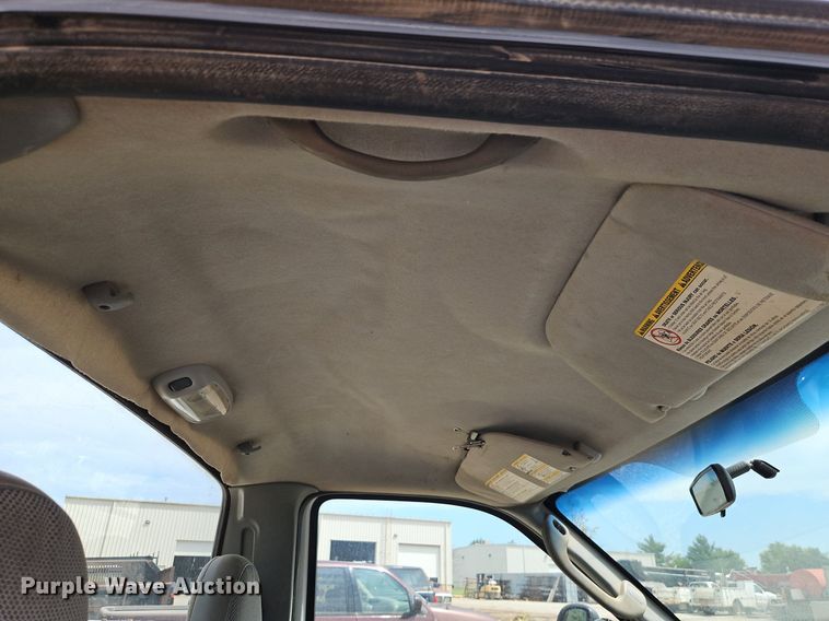 image for item EI3996 2004 Ford F450  Super Duty XL utility / service truck