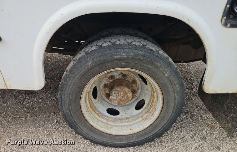 image for item EI3996 2004 Ford F450  Super Duty XL utility / service truck