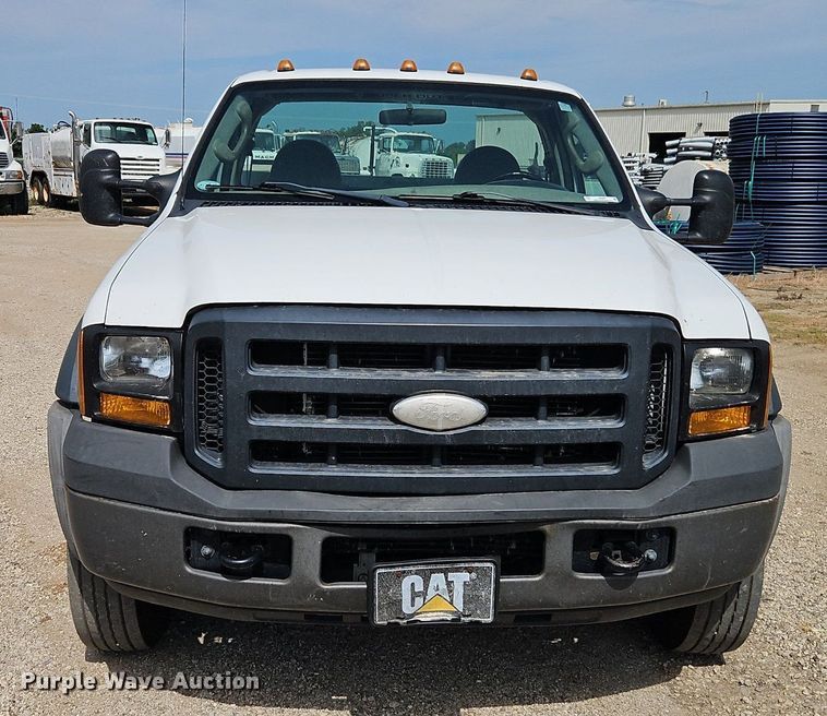 image for item EI3997 2006 Ford F450 Super Duty XL utility / service truck