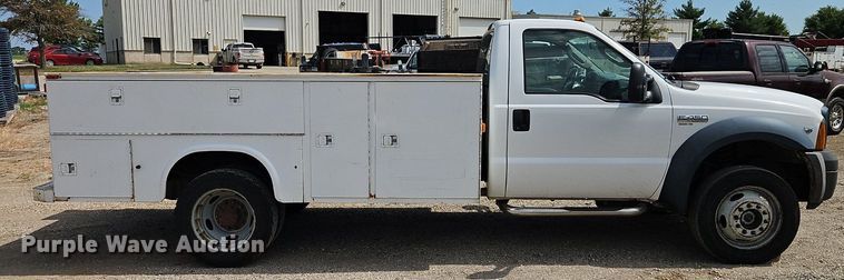 image for item EI3997 2006 Ford F450 Super Duty XL utility / service truck