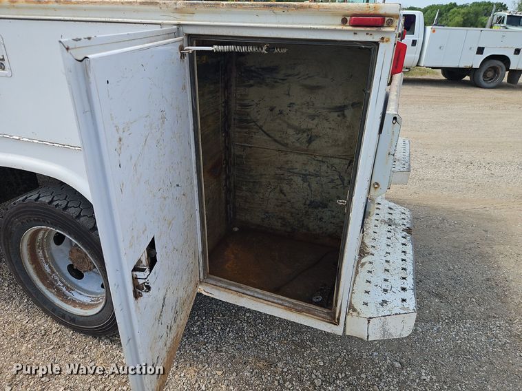 image for item EI3997 2006 Ford F450 Super Duty XL utility / service truck