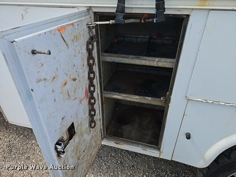 image for item EI3997 2006 Ford F450 Super Duty XL utility / service truck