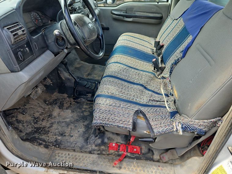 image for item EI3997 2006 Ford F450 Super Duty XL utility / service truck