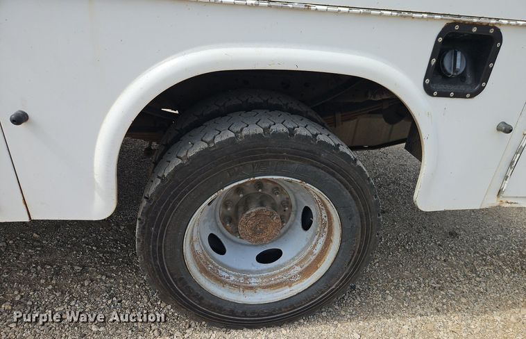 image for item EI3997 2006 Ford F450 Super Duty XL utility / service truck