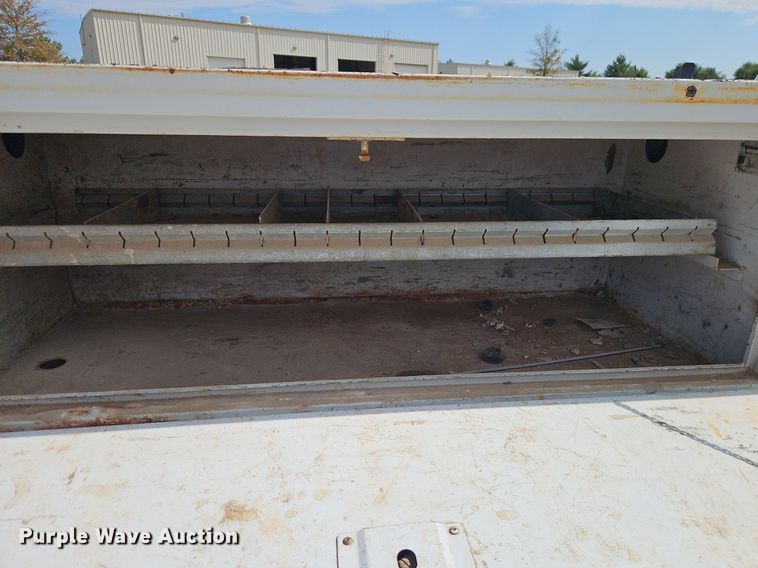 image for item EI3999 2000 Ford F450 Super Duty XL utility / service truck