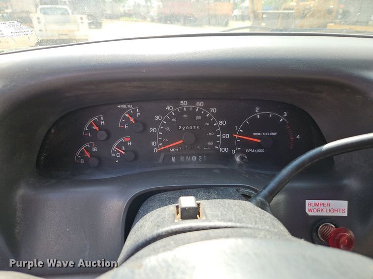 image for item EI3999 2000 Ford F450 Super Duty XL utility / service truck