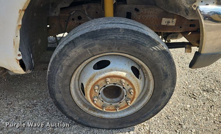 image for item EI3999 2000 Ford F450 Super Duty XL utility / service truck