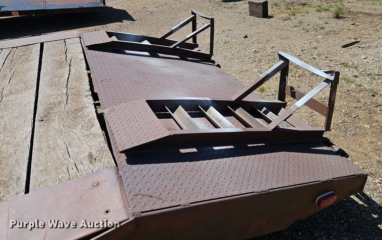 image for item EI8214 2001 Shop built equipment trailer