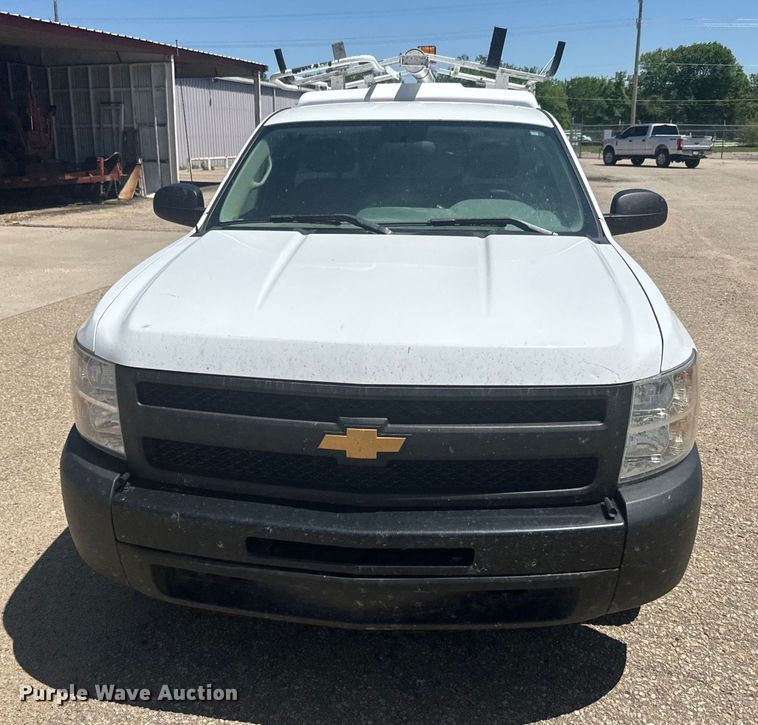 image for item EJ2788 2013 Chevrolet  Silverado 1500 pickup truck