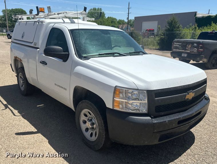 image for item EJ2788 2013 Chevrolet  Silverado 1500 pickup truck