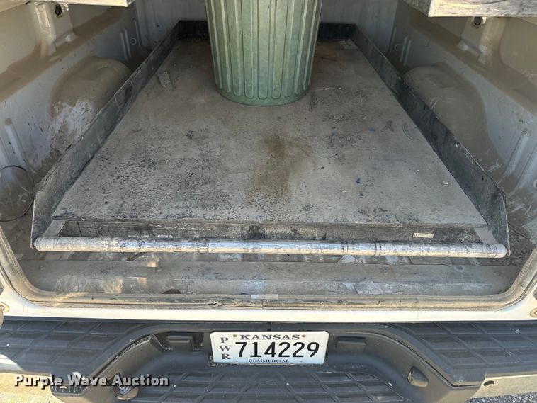 image for item EJ2788 2013 Chevrolet  Silverado 1500 pickup truck