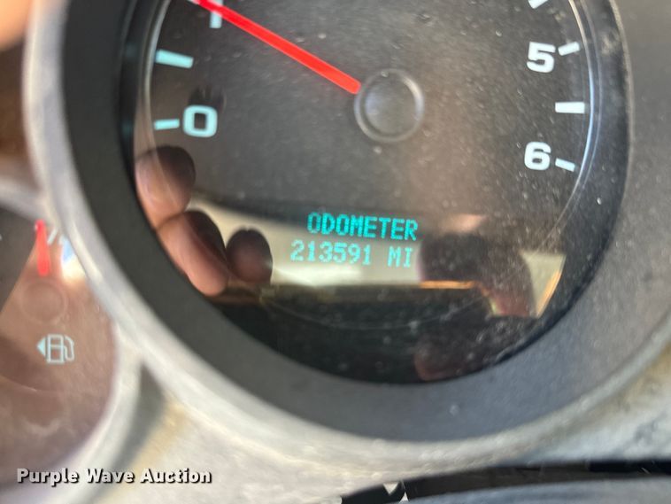 image for item EJ2788 2013 Chevrolet  Silverado 1500 pickup truck