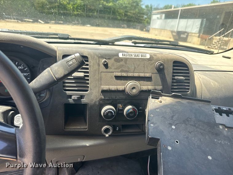 image for item EJ2788 2013 Chevrolet  Silverado 1500 pickup truck