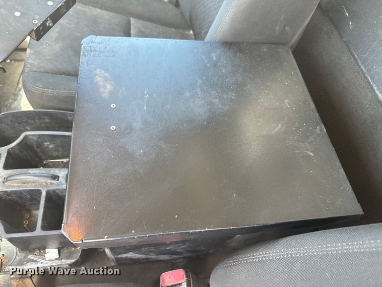 image for item EJ2788 2013 Chevrolet  Silverado 1500 pickup truck
