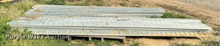 image for item EJ4422 Grates