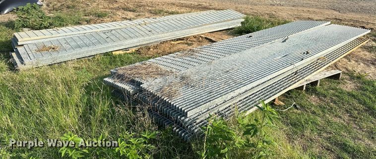 image for item EJ4422 Grates