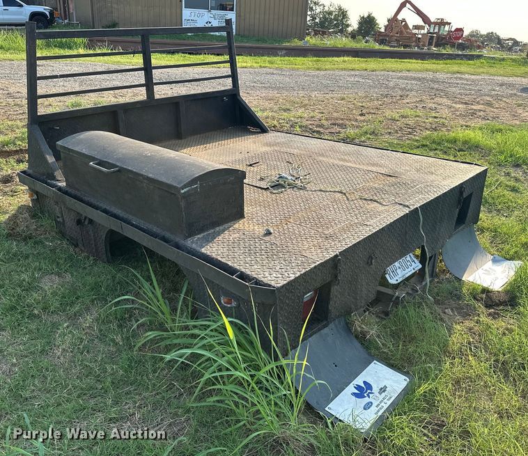 image for item EJ4423 Truck bed flat bed 