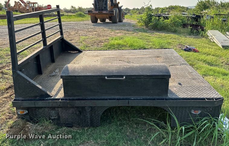 image for item EJ4423 Truck bed flat bed 