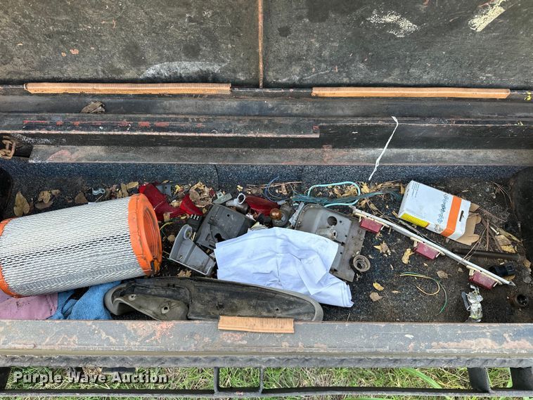 image for item EJ4423 Truck bed flat bed 