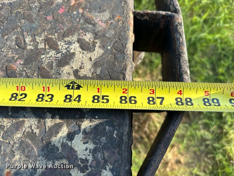 image for item EJ4423 Truck bed flat bed 